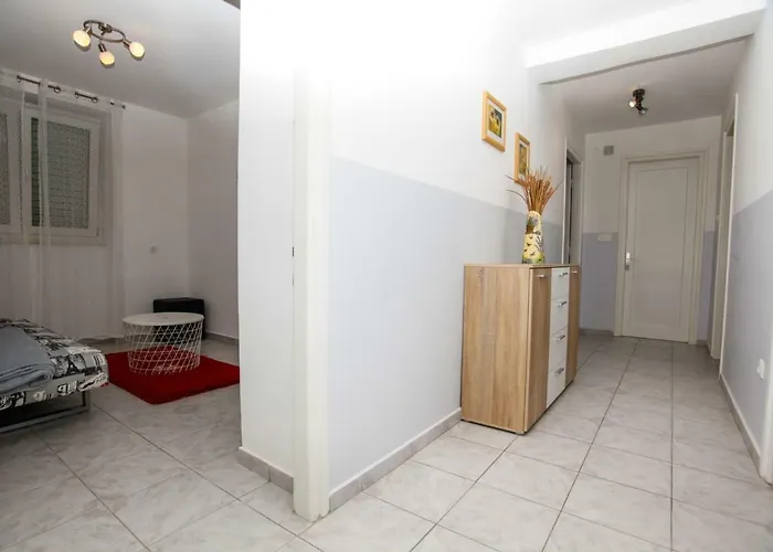 Marta Apartment *